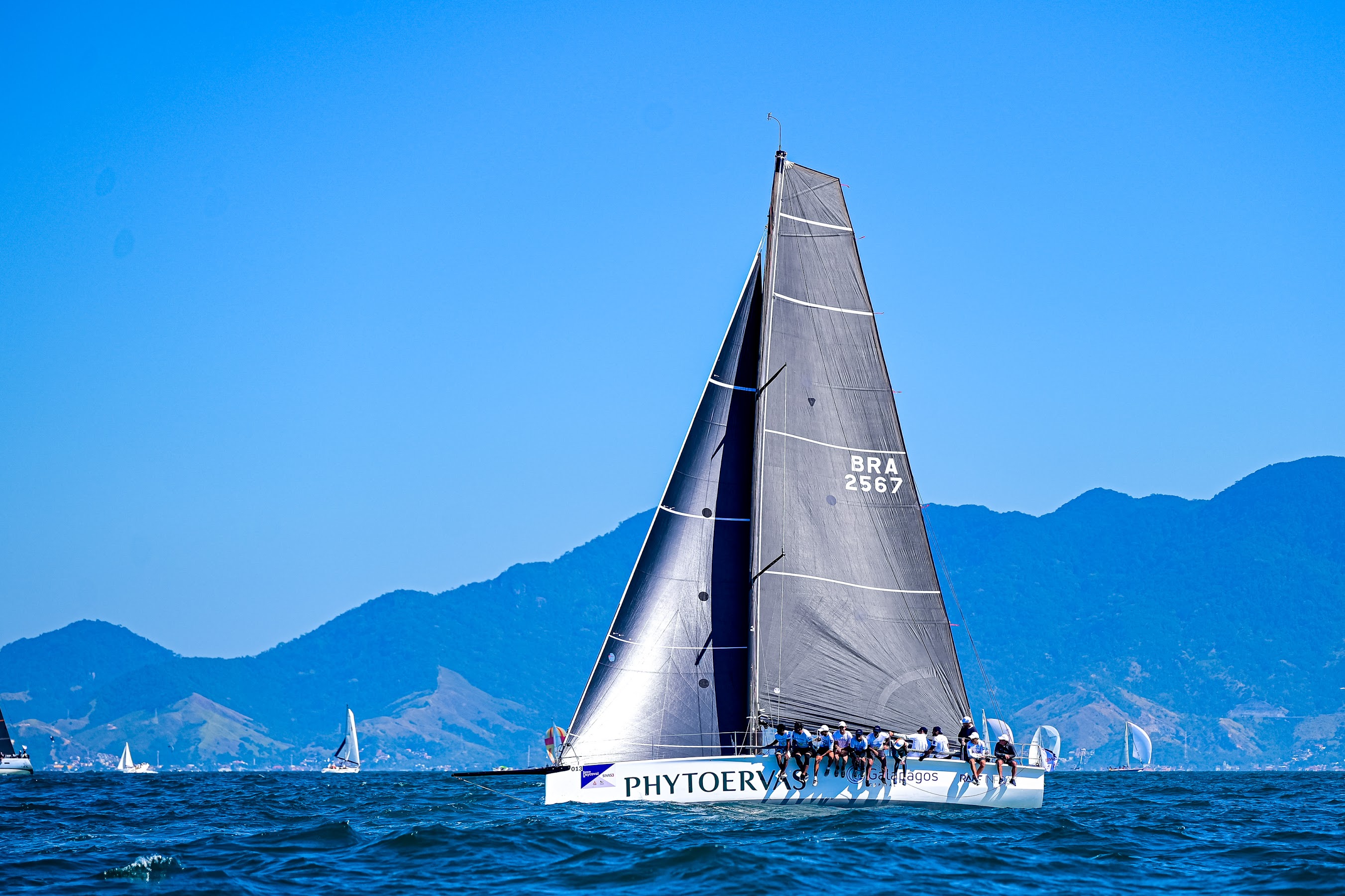 Phytoervas comemora mais um pódio na Semana Internacional de Vela de Ilhabela