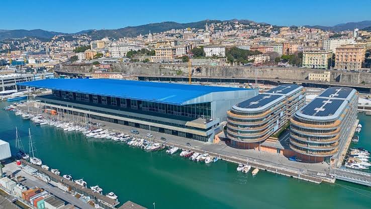 O Waterfront di Levante, em Gênova, com o Padiglione Blu e as novas estruturas concebidas pelo Renzo Piano Building Workshop. Divulgação: Salone Nautico di Genova